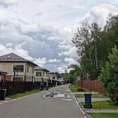 Дорога внутри поселка Арт Виллад